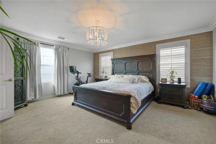 6109 Sendero Avenue, Eastvale, California 92880
