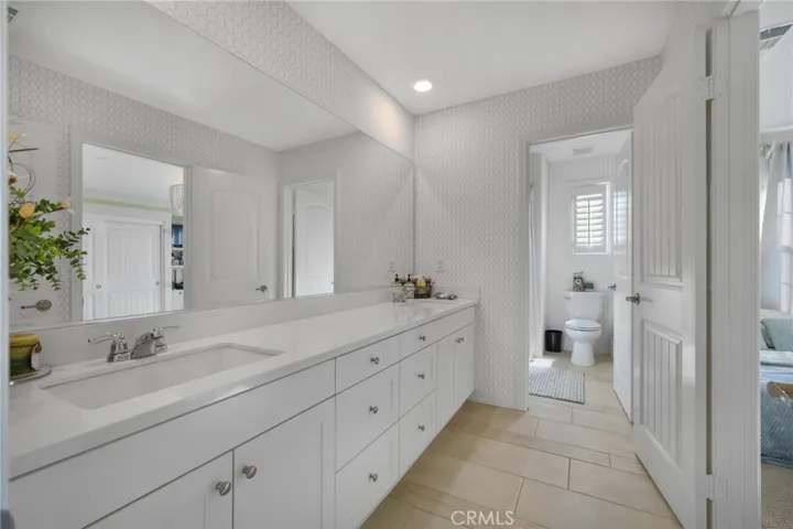 6109 Sendero Avenue, Eastvale, California 92880