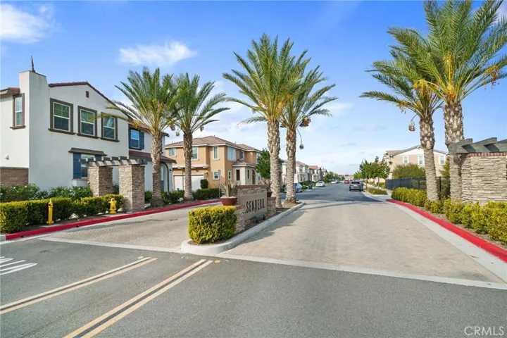 6109 Sendero Avenue, Eastvale, California 92880