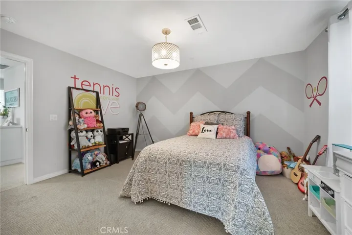 6109 Sendero Avenue, Eastvale, California 92880