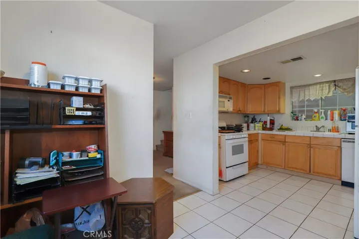 124 W Mountain View Street, Long Beach, California 90805