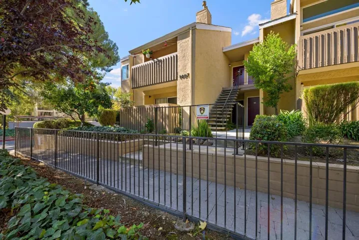 1497 De Rose Way 212, San Jose, California 95126