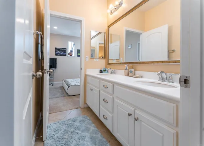 35454 Summerholly Lane, Murrieta, California 92563