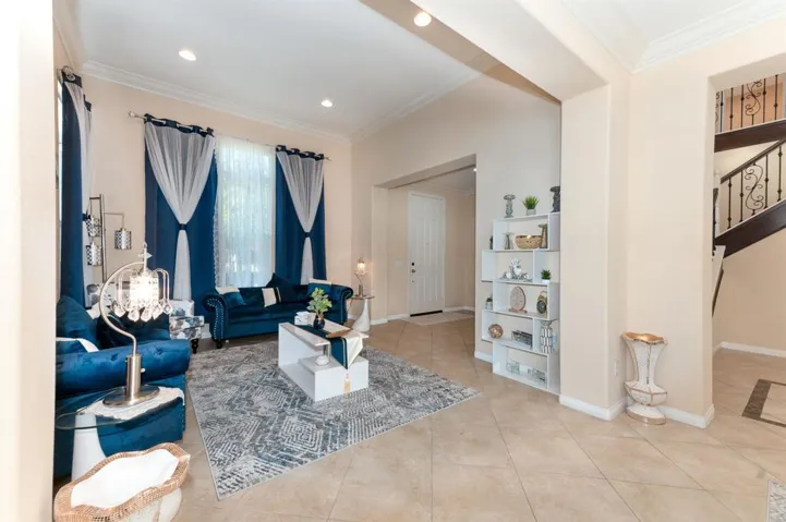 35454 Summerholly Lane, Murrieta, California 92563