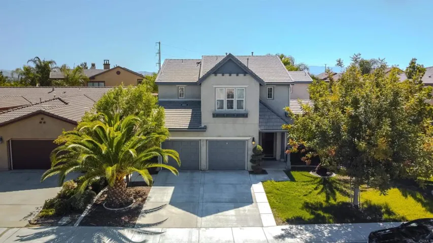 35454 Summerholly Lane, Murrieta, California 92563