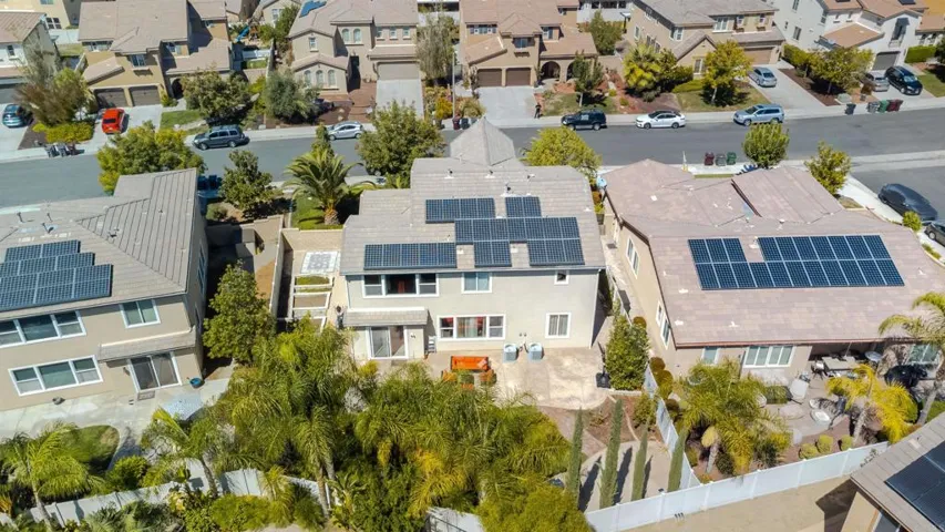 35454 Summerholly Lane, Murrieta, California 92563