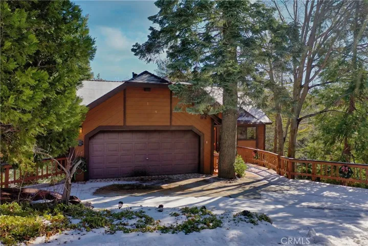 179 Birchwood Drive, Lake Arrowhead, California 92352