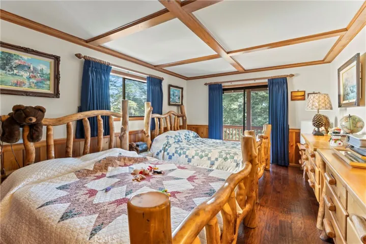 179 Birchwood Drive, Lake Arrowhead, California 92352