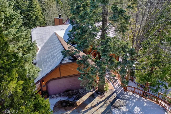 179 Birchwood Drive, Lake Arrowhead, California 92352