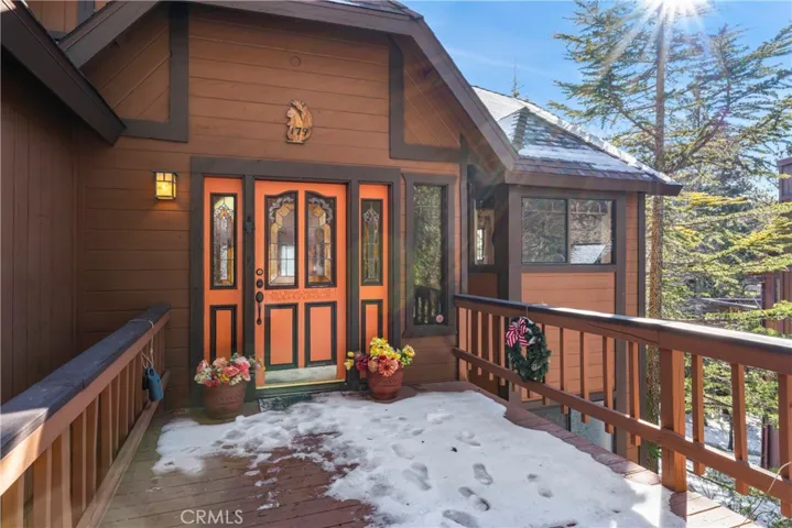 179 Birchwood Drive, Lake Arrowhead, California 92352