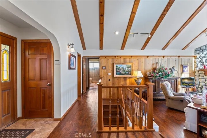 179 Birchwood Drive, Lake Arrowhead, California 92352