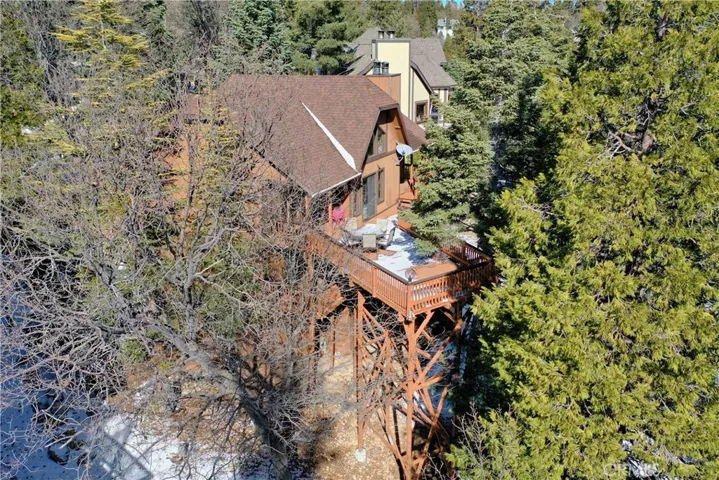 179 Birchwood Drive, Lake Arrowhead, California 92352
