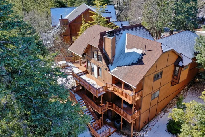 179 Birchwood Drive, Lake Arrowhead, California 92352