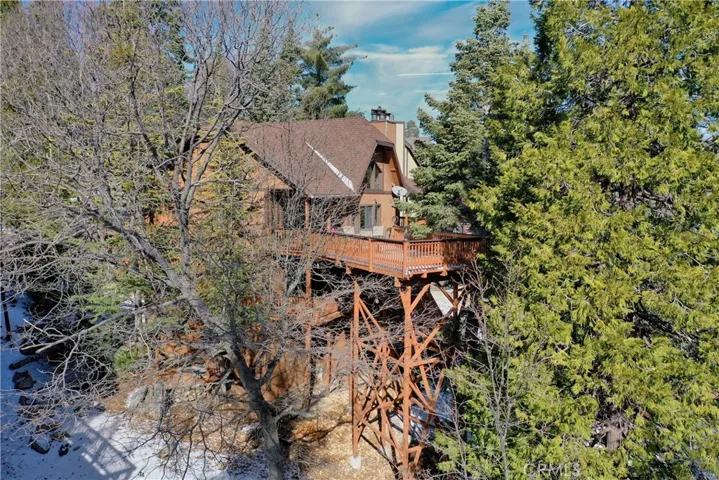 179 Birchwood Drive, Lake Arrowhead, California 92352