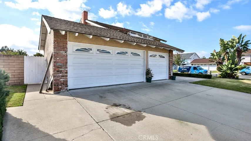 9910 Dahlia Circle, Fountain Valley, California 92708