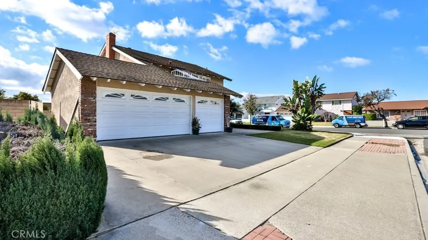 9910 Dahlia Circle, Fountain Valley, California 92708