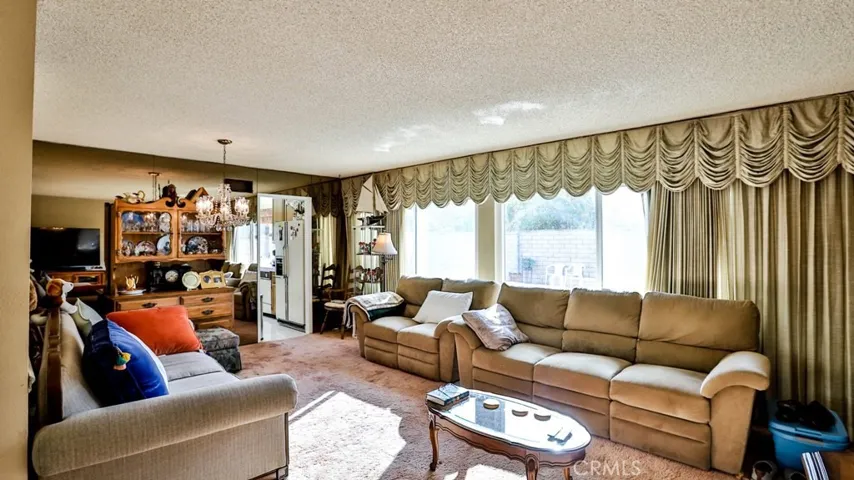 9910 Dahlia Circle, Fountain Valley, California 92708