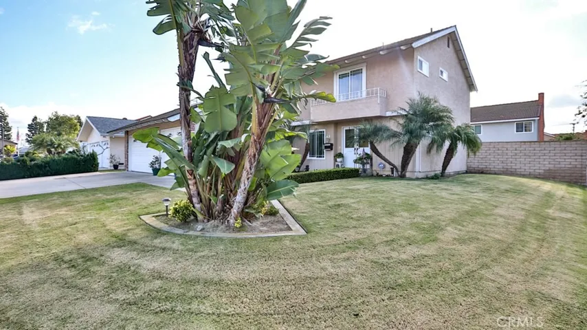 9910 Dahlia Circle, Fountain Valley, California 92708