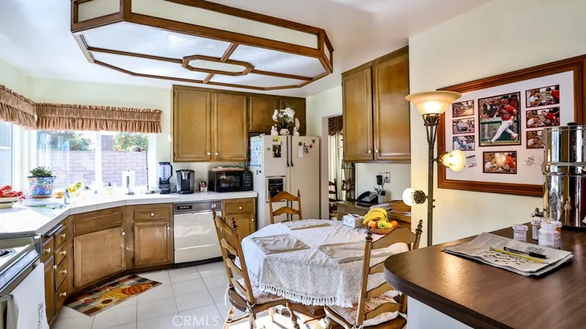 9910 Dahlia Circle, Fountain Valley, California 92708
