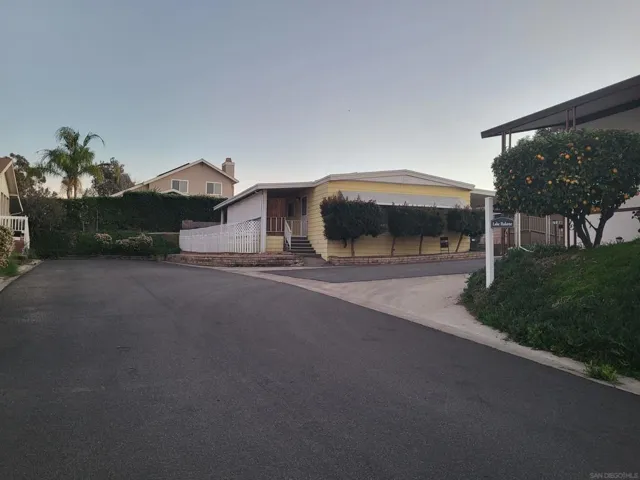 , Lakeside, California 92040