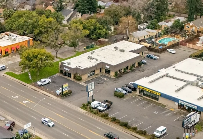 1215 Mangrove Avenue, Chico, California 95926