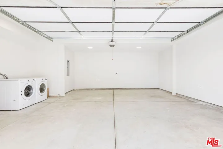 2223 Clifford Street 103, Los Angeles, California 90026