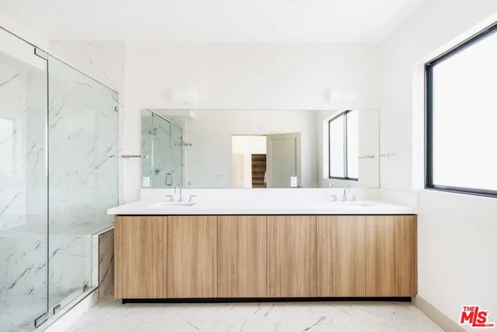 2223 Clifford Street 103, Los Angeles, California 90026