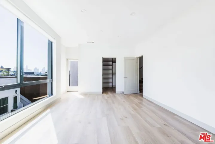 2223 Clifford Street 103, Los Angeles, California 90026