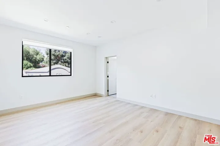 2223 Clifford Street 103, Los Angeles, California 90026