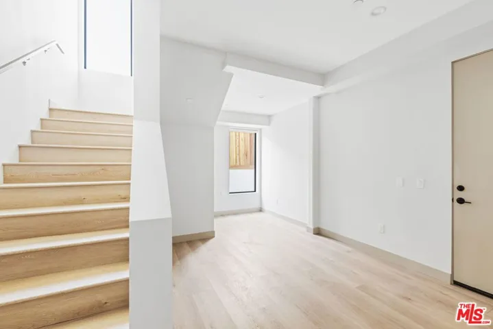 2223 Clifford Street 103, Los Angeles, California 90026