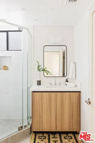 Staged Model Unit