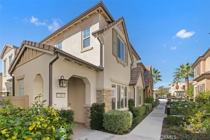 219 Primrose Drive, Lake Forest, California 92610