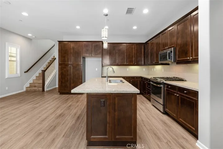 219 Primrose Drive, Lake Forest, California 92610