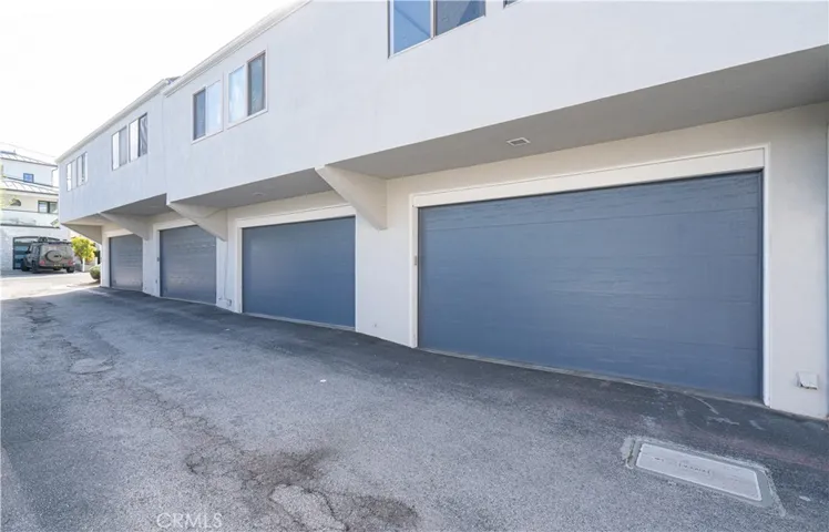 325 Dahlia Place, Corona Del Mar, California 92625