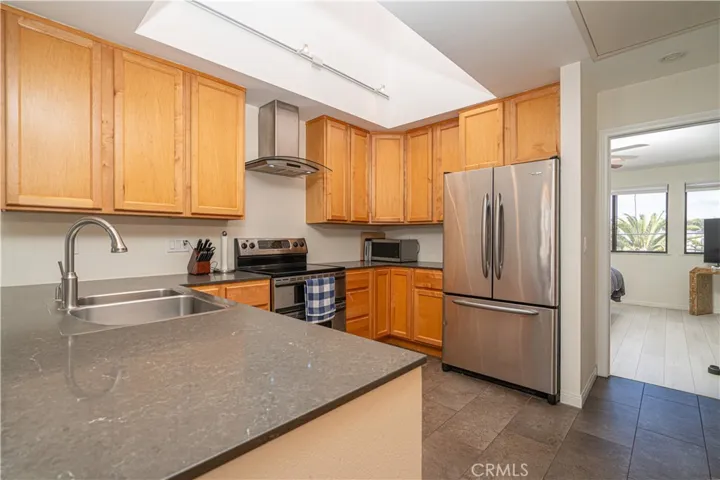 325 Dahlia Place, Corona Del Mar, California 92625