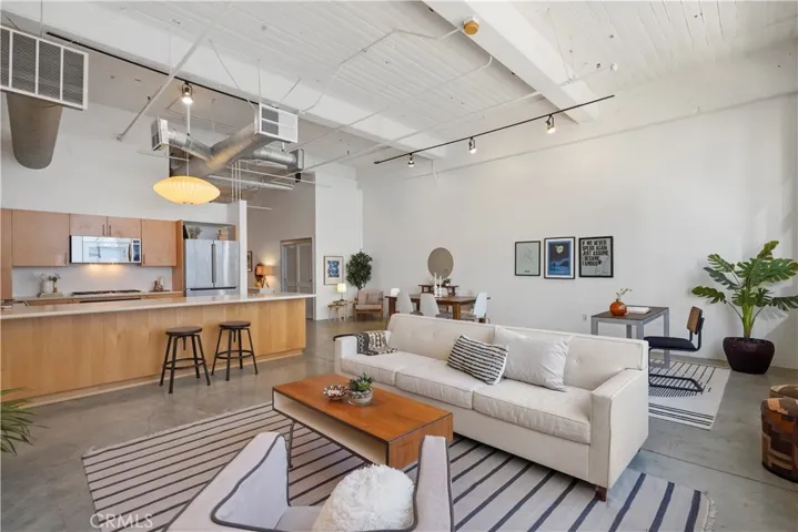 1130 S Flower Street 318, Los Angeles, California 90015