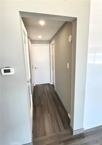 21 7th Place 408, Long Beach, California 90802