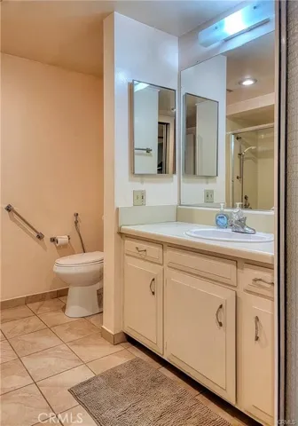 100 Via Estrada C, Laguna Woods, California 92637