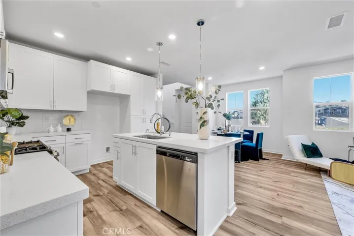4062 Shada Lane, Corona, California 92883