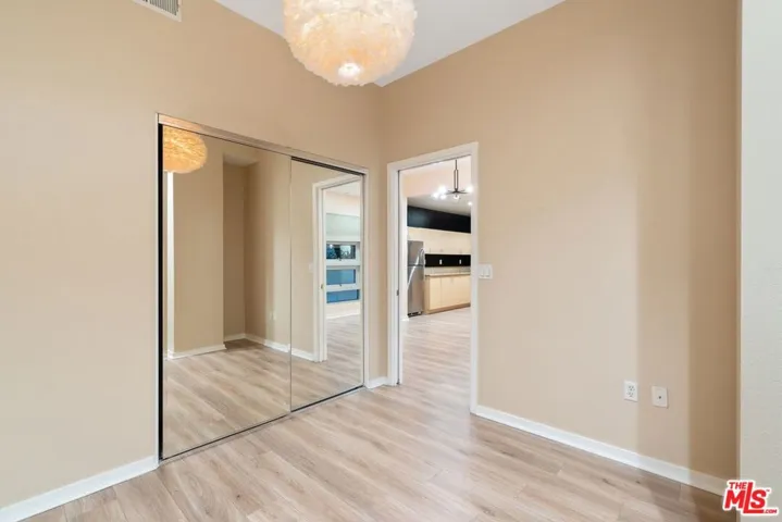 630 W 6th Street 206, Los Angeles, California 90017