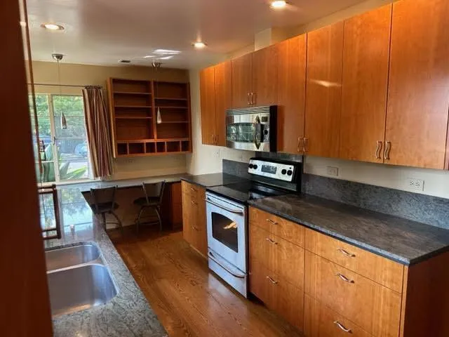 74 Tulip Lane, Palo Alto, California 94303