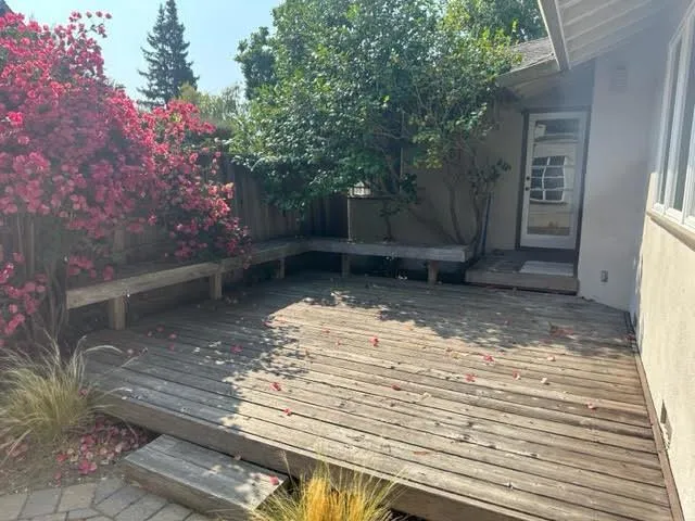 74 Tulip Lane, Palo Alto, California 94303