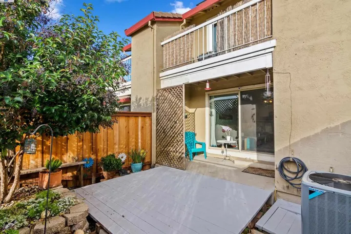 3041 Peppermill Circle, Pittsburg, California 94565
