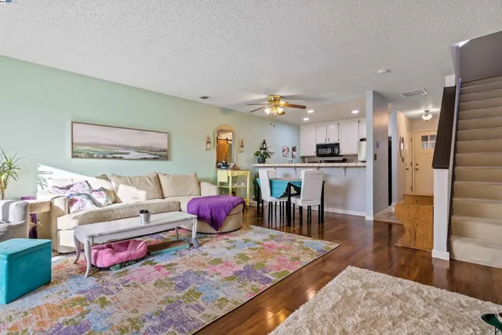 3041 Peppermill Circle, Pittsburg, California 94565