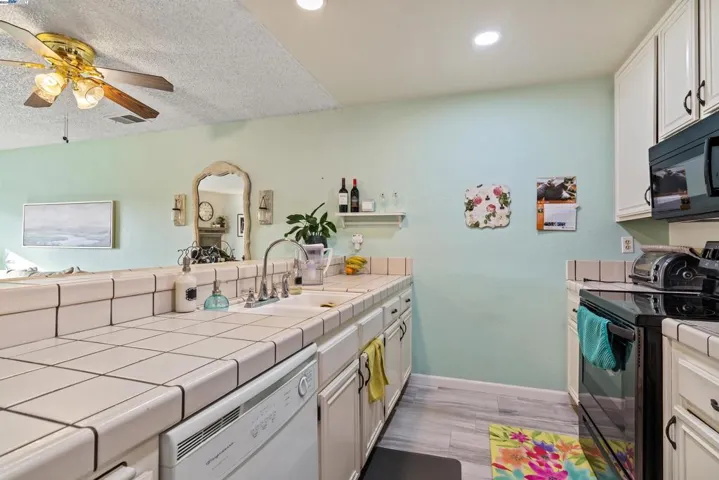 3041 Peppermill Circle, Pittsburg, California 94565