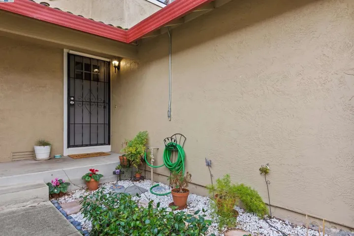 3041 Peppermill Circle, Pittsburg, California 94565