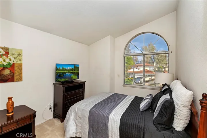 39487 Crystal Lake Court, Murrieta, California 92562