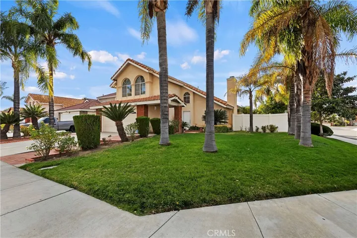 39487 Crystal Lake Court, Murrieta, California 92562