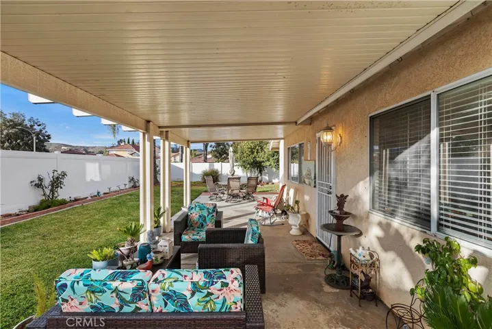 39487 Crystal Lake Court, Murrieta, California 92562