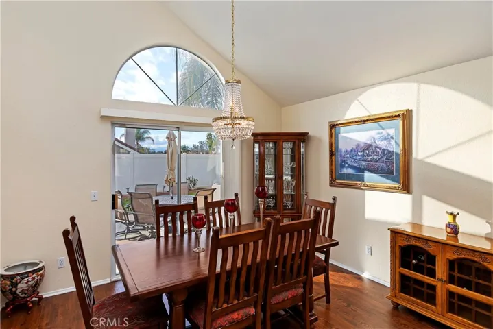 39487 Crystal Lake Court, Murrieta, California 92562